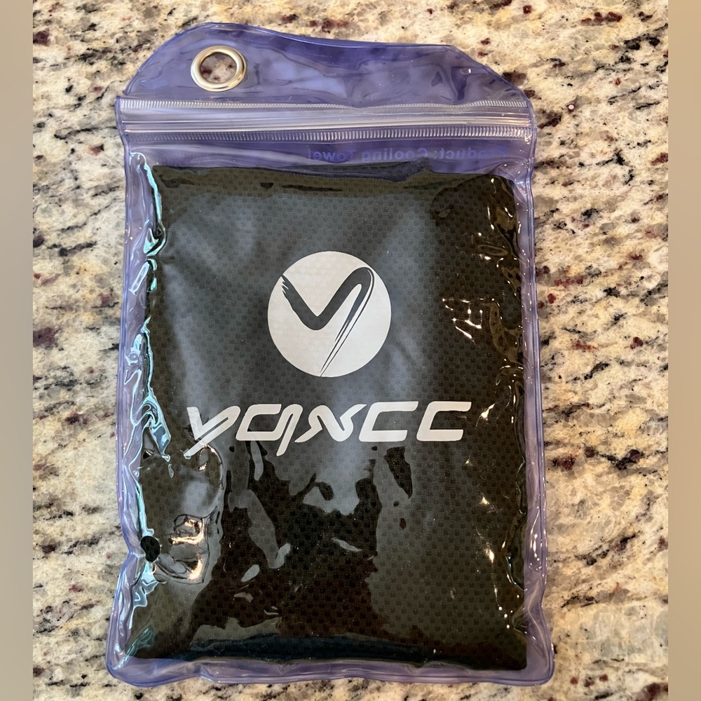 YQXCC Black Cooling Towel Instant Relief Lightweight Quick Drying Outdoors Gym